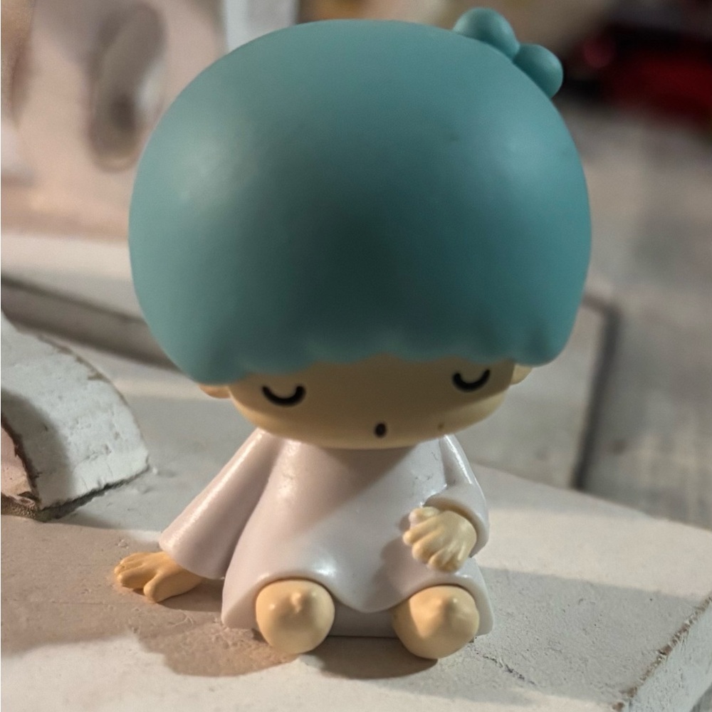 Sanrio Kitty miniature Figurine